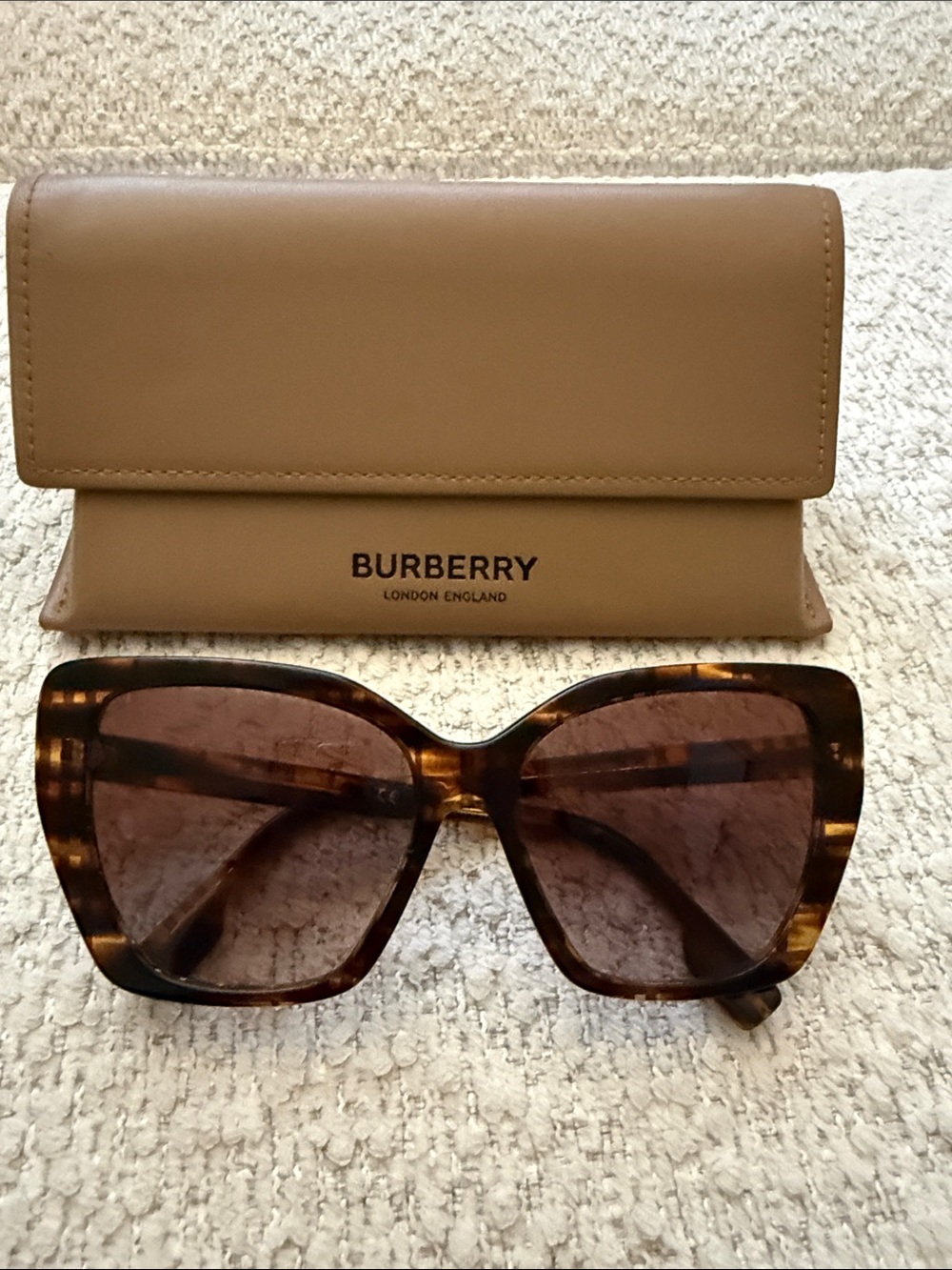 Burberry Women’s Tortoiseshell Sunglasses with Brown Lenses and Tan Case